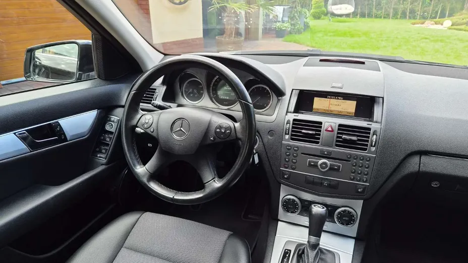 MERCEDES-BENZ C Klasa -