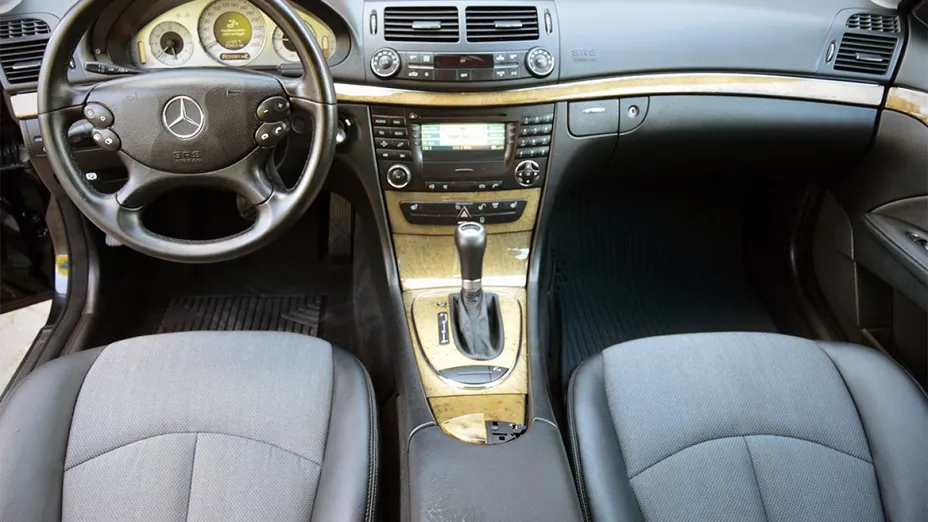 MERCEDES-BENZ E Klasa -