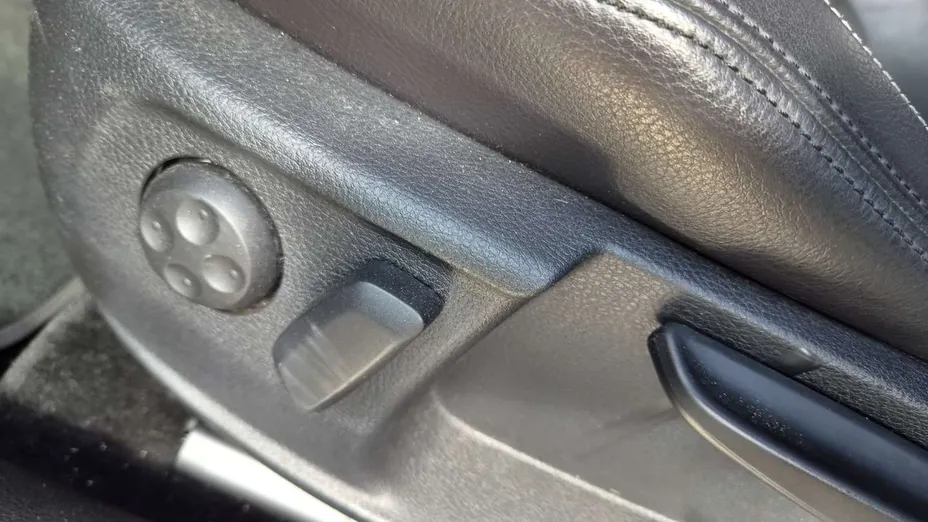 VOLKSWAGEN Passat CC -