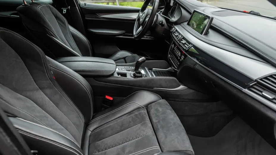 BMW X6 -