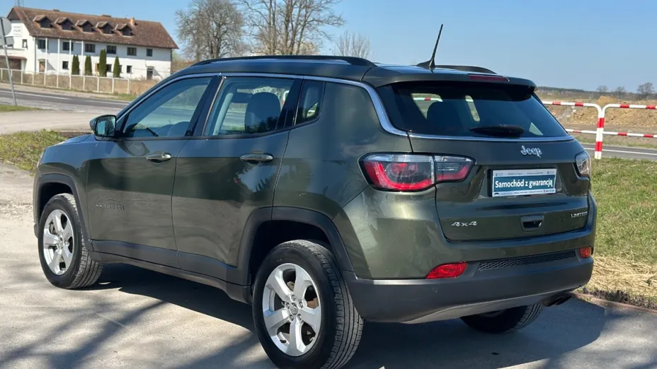JEEP Compass -