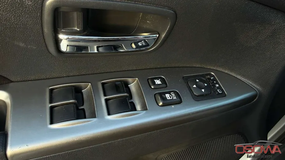 MITSUBISHI ASX -