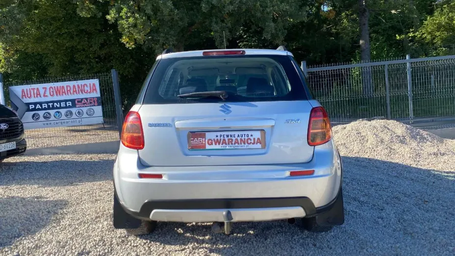 SUZUKI SX4 -
