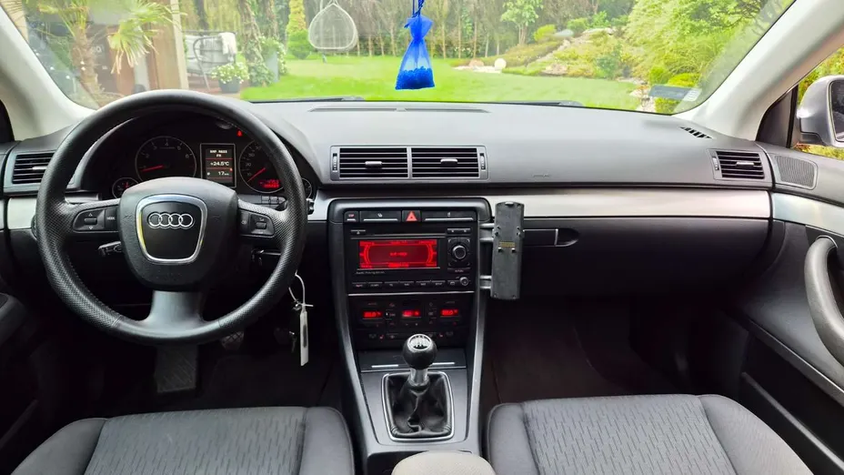 AUDI A4 Avant -