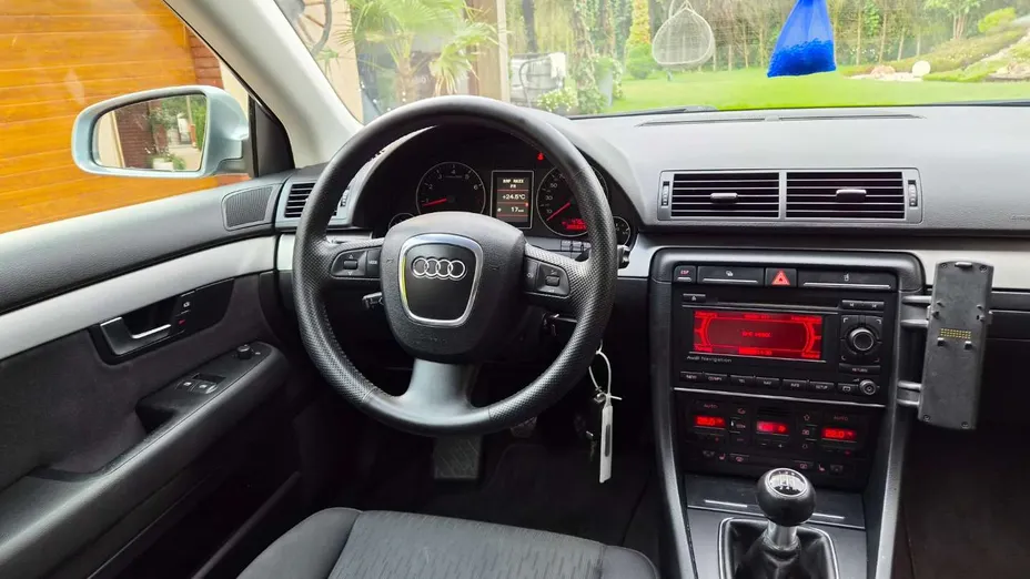 AUDI A4 Avant -