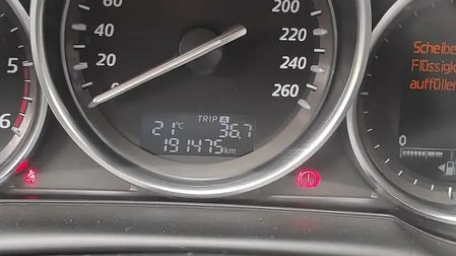 MAZDA CX-50 -