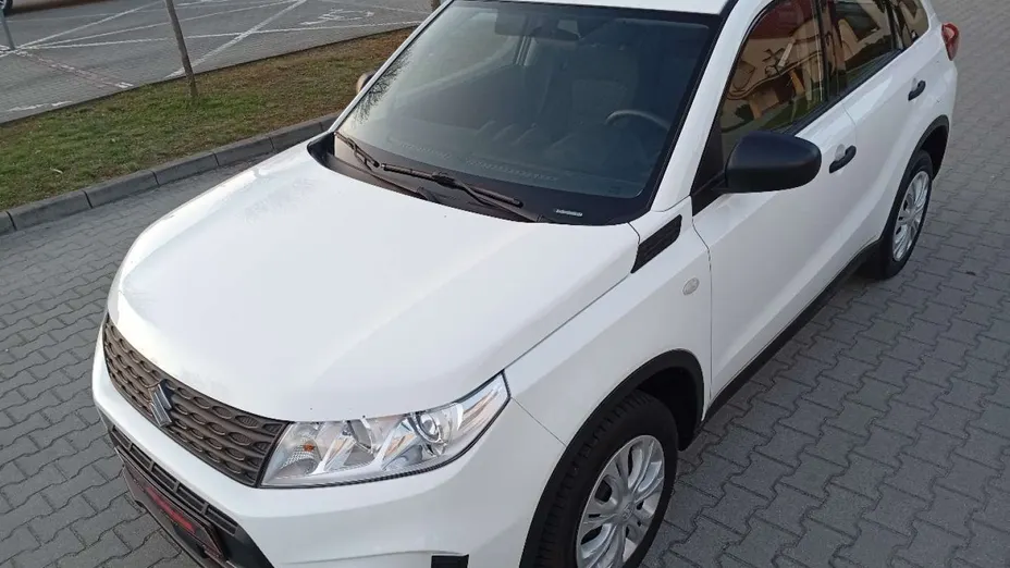 SUZUKI Vitara -
