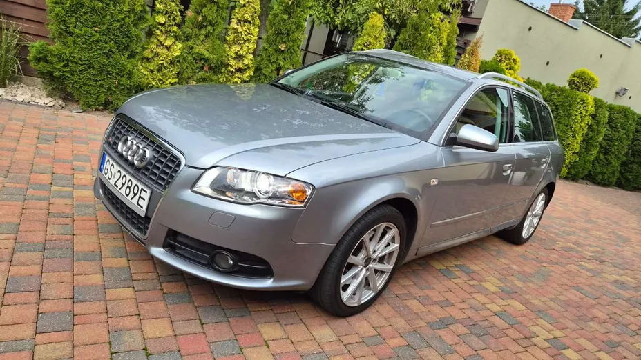 AUDI A4 Avant -