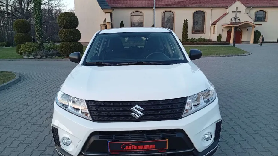SUZUKI Vitara -