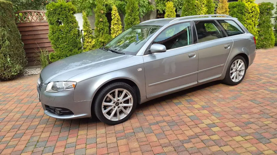 AUDI A4 Avant -