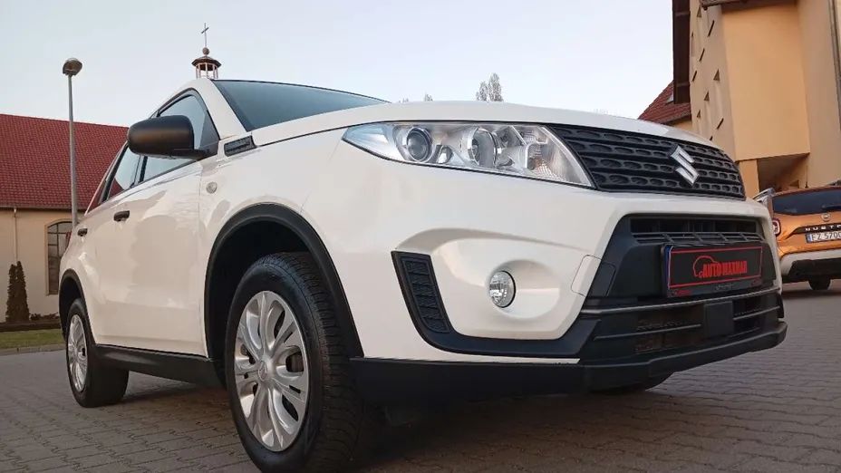 SUZUKI Vitara -