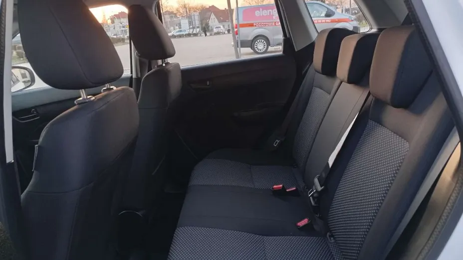 SUZUKI Vitara -