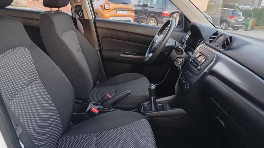 SUZUKI Vitara -