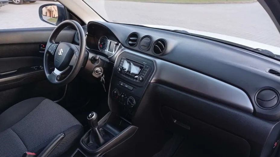 SUZUKI Vitara -