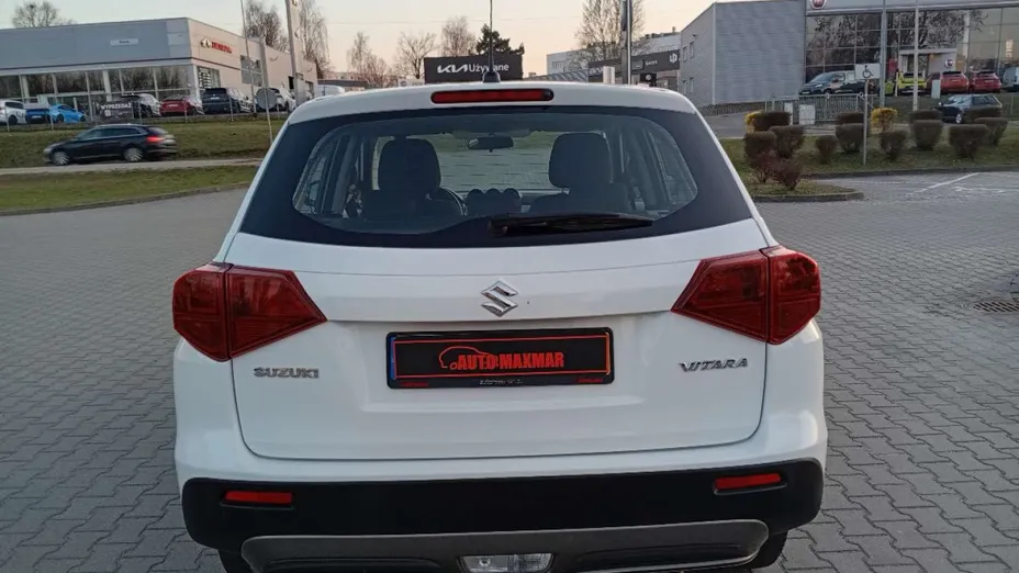 SUZUKI Vitara -