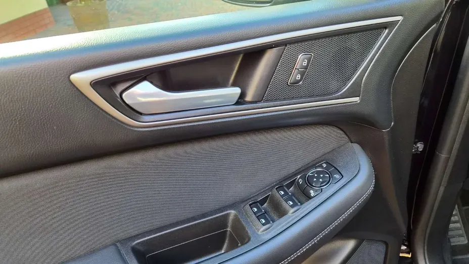 FORD S-MAX -