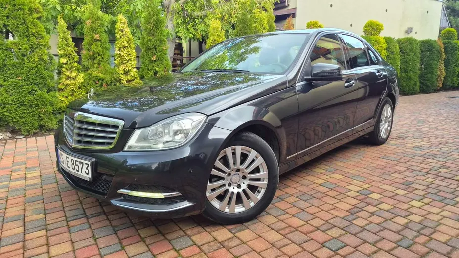 MERCEDES-BENZ C Klasa -