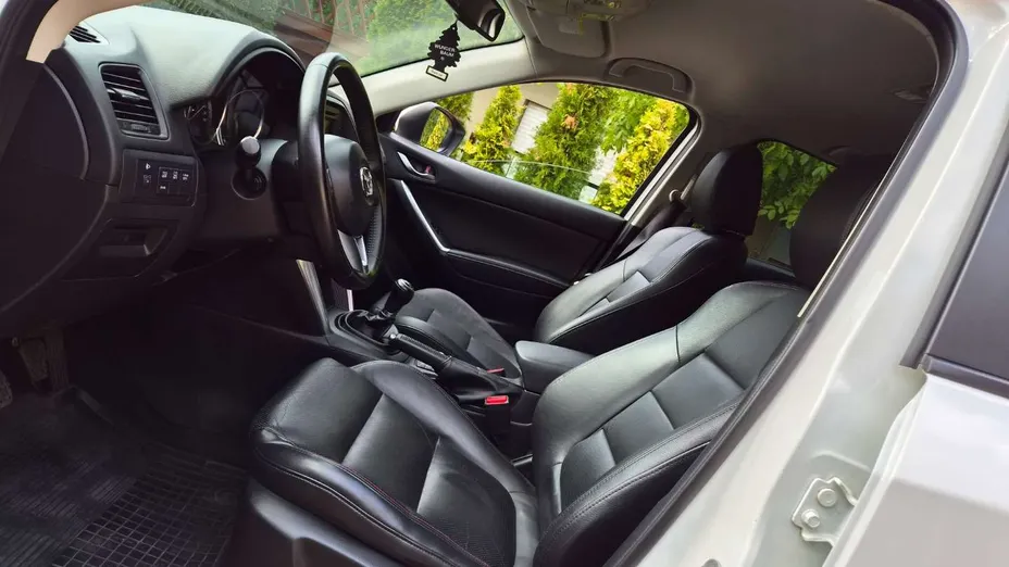 MAZDA CX-50 -