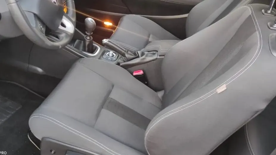 RENAULT Megane -