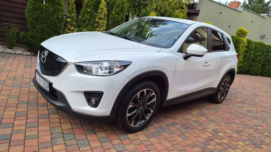 MAZDA CX-50 -