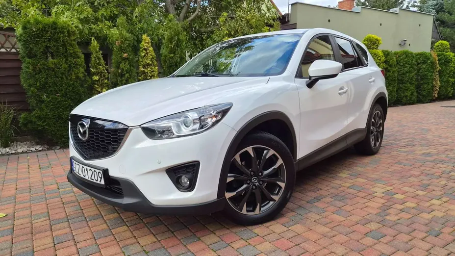 MAZDA CX-50 -