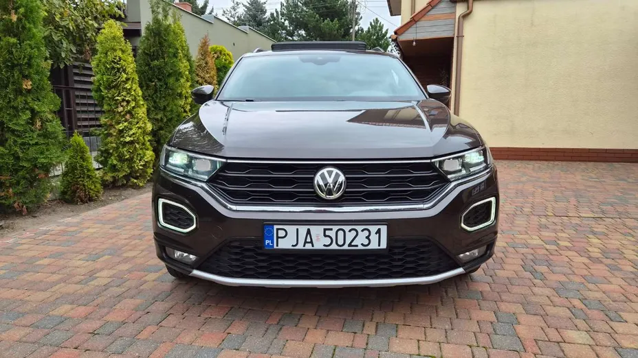 VOLKSWAGEN T-ROC -