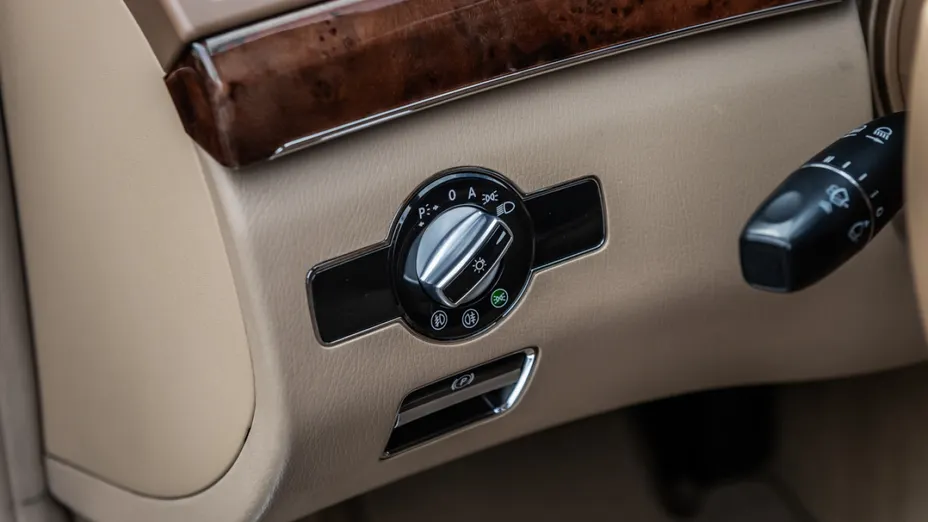 MERCEDES-BENZ S Klasa -