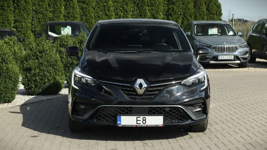 RENAULT Clio -