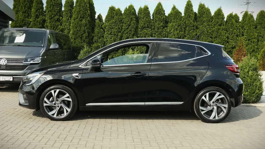 RENAULT Clio -