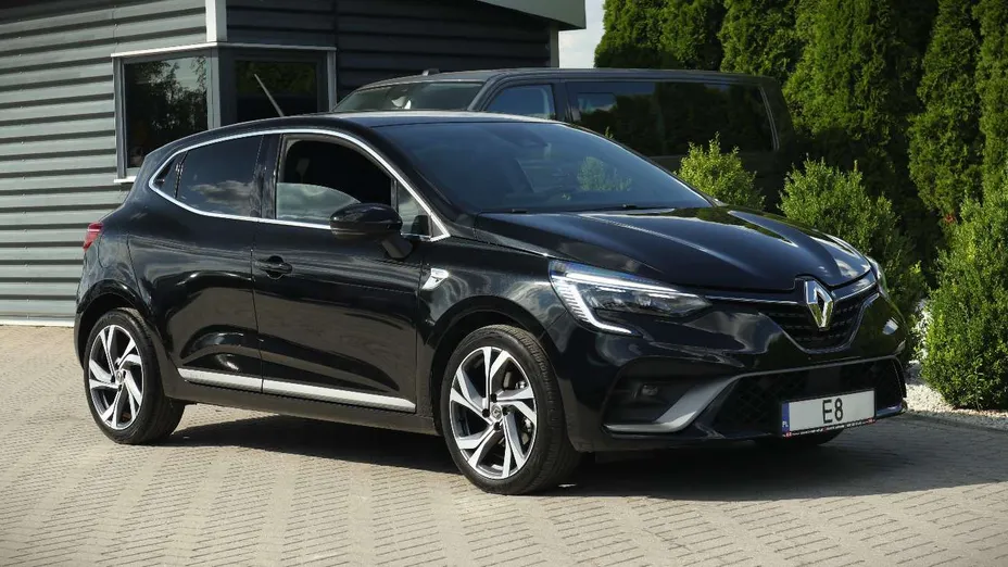 RENAULT Clio -