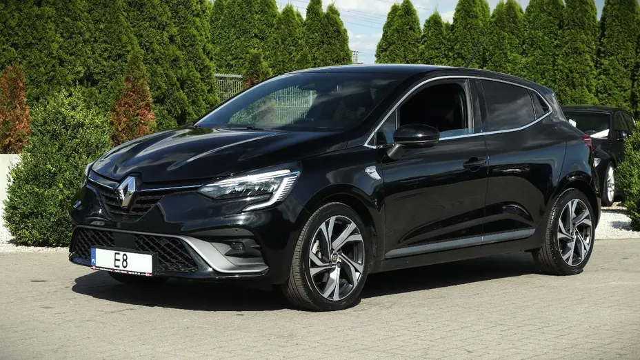 RENAULT Clio -