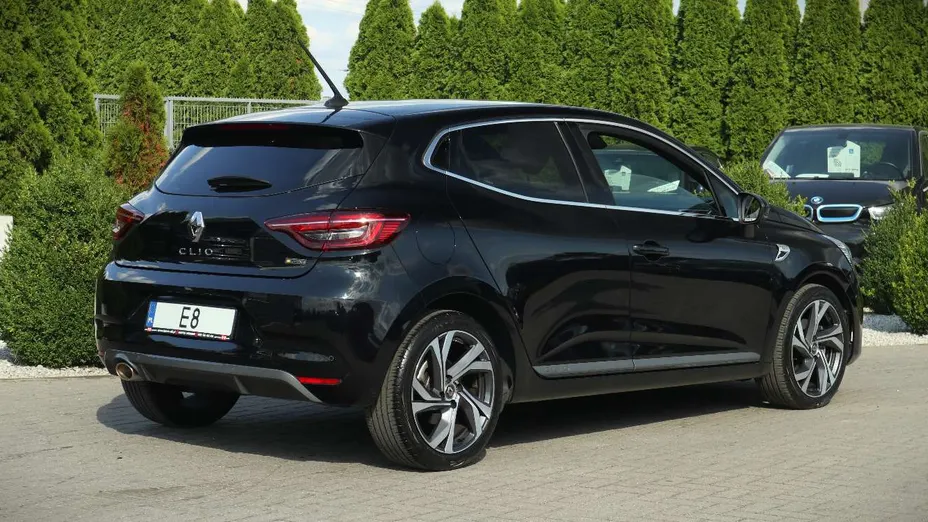 RENAULT Clio -