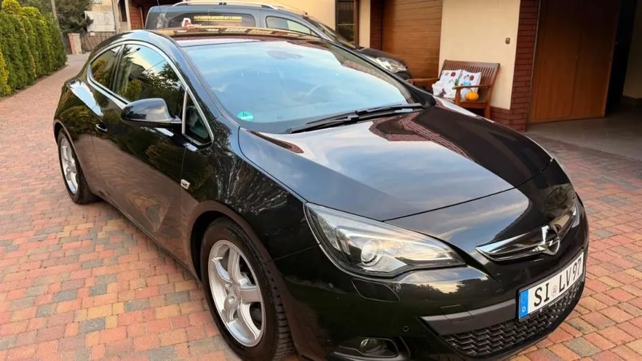 OPEL Astra -