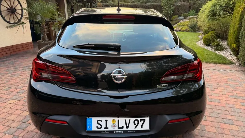 OPEL Astra -