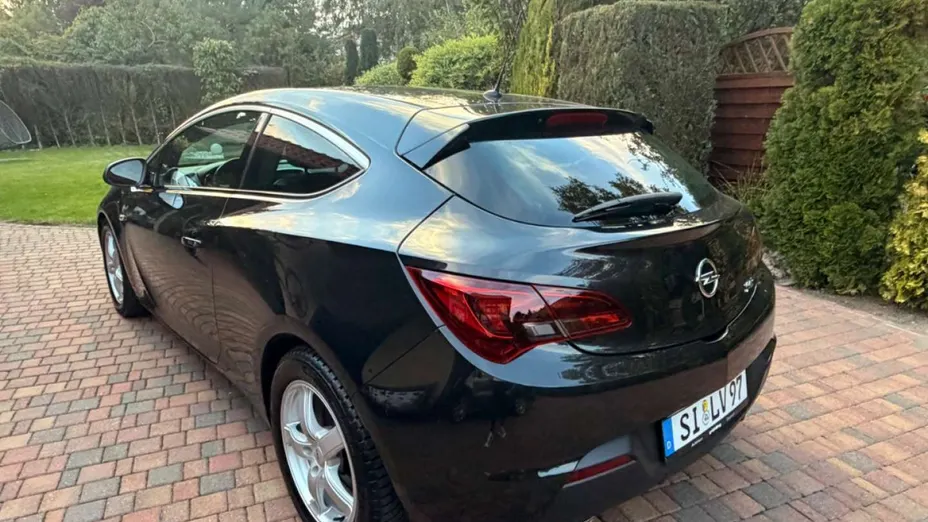 OPEL Astra -