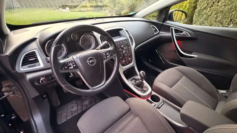 OPEL Astra -