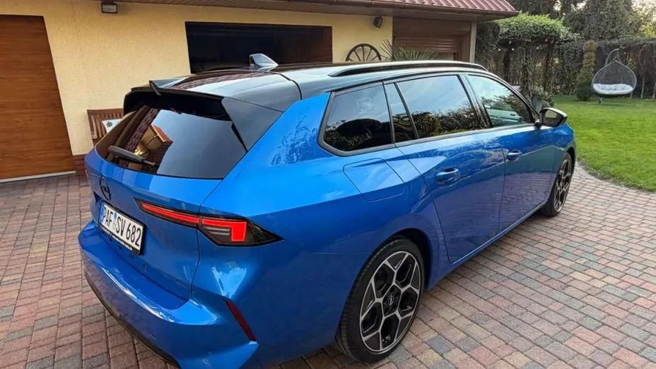 OPEL Astra -