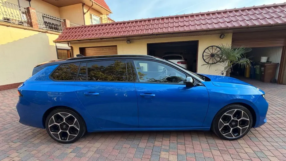 OPEL Astra -
