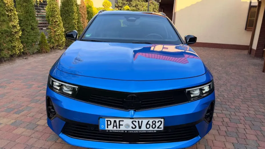 OPEL Astra -
