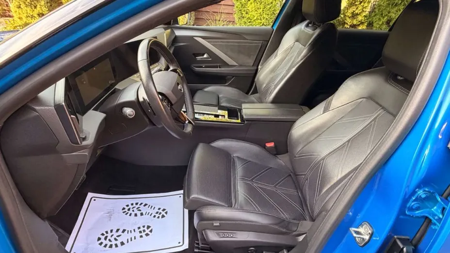 OPEL Astra -