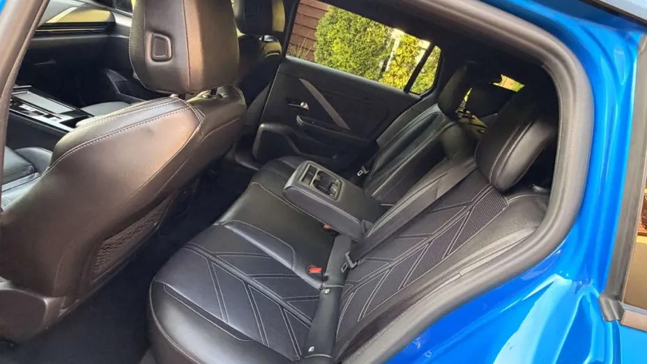 OPEL Astra -