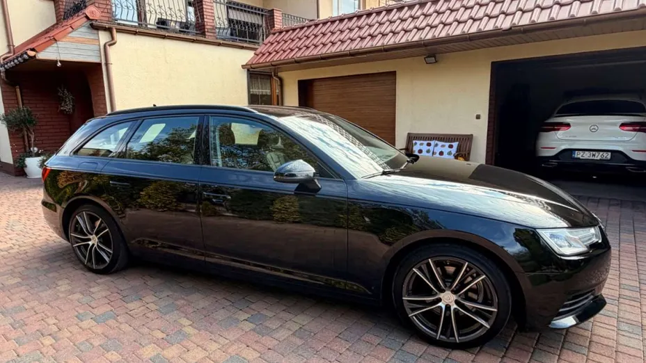 AUDI A4 Avant -