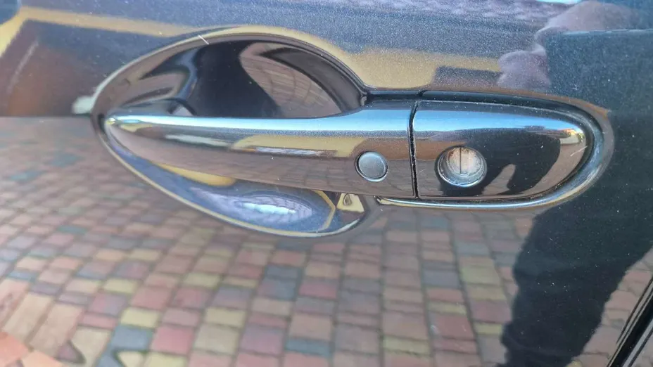 MAZDA 3 -