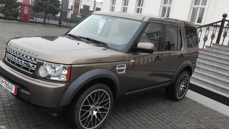 LAND ROVER Discovery -