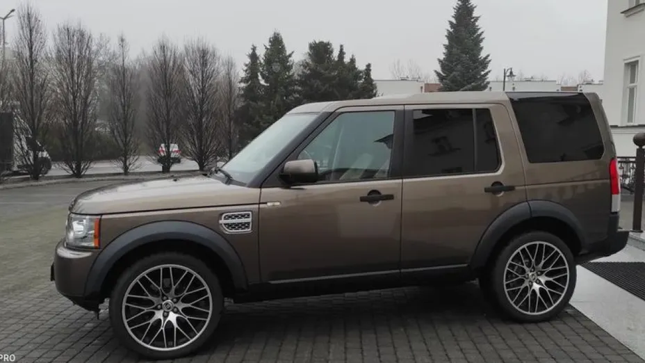 LAND ROVER Discovery -