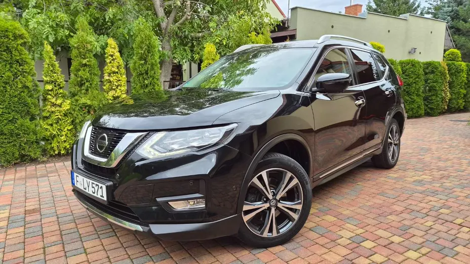 NISSAN X-Trail -