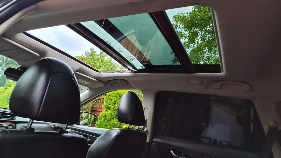 NISSAN X-Trail -