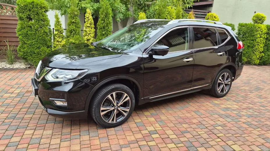NISSAN X-Trail -