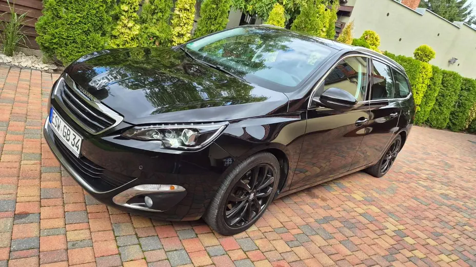 PEUGEOT 308 -
