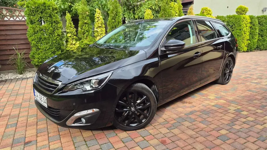 PEUGEOT 308 -